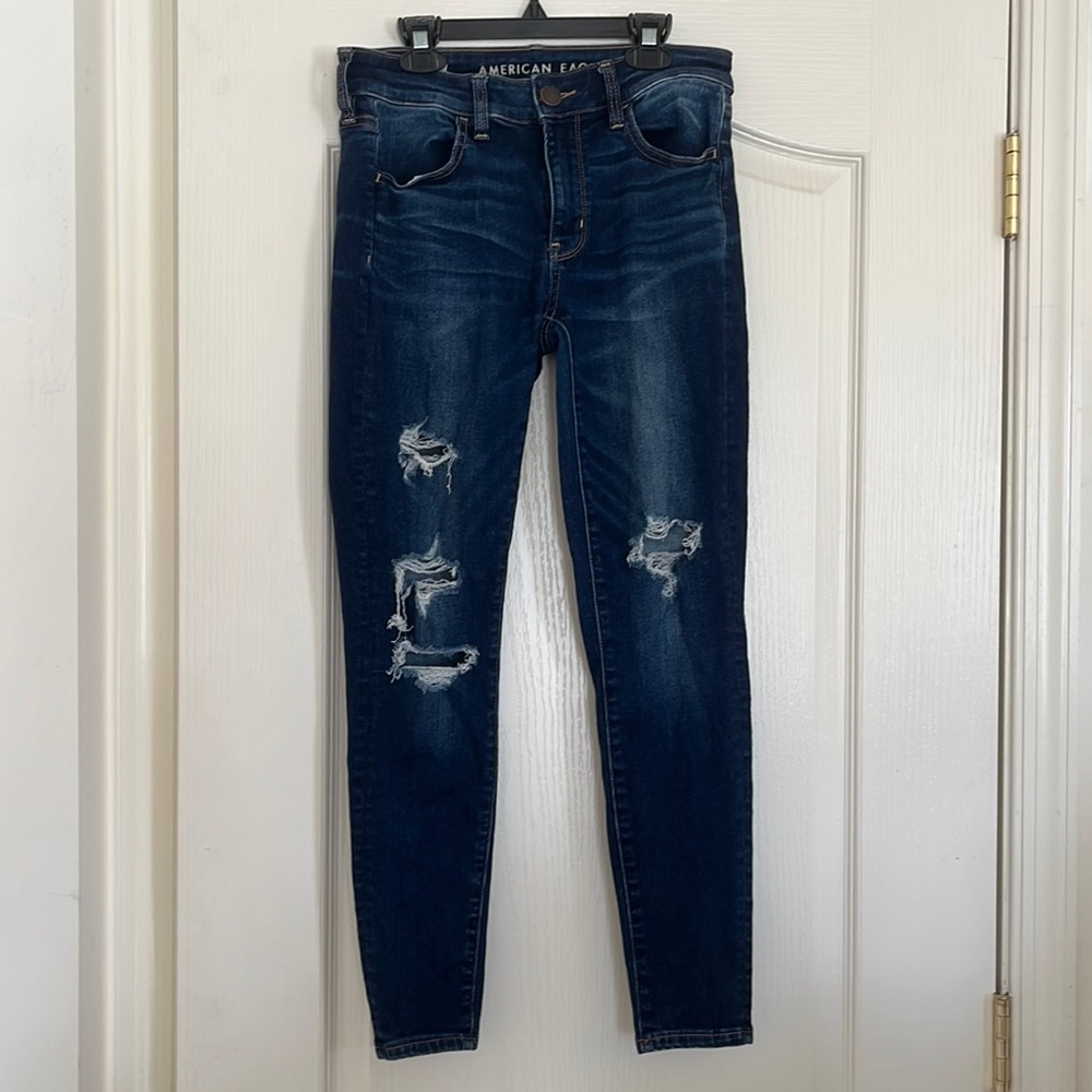 American Eagle Ripped Jeggings Short